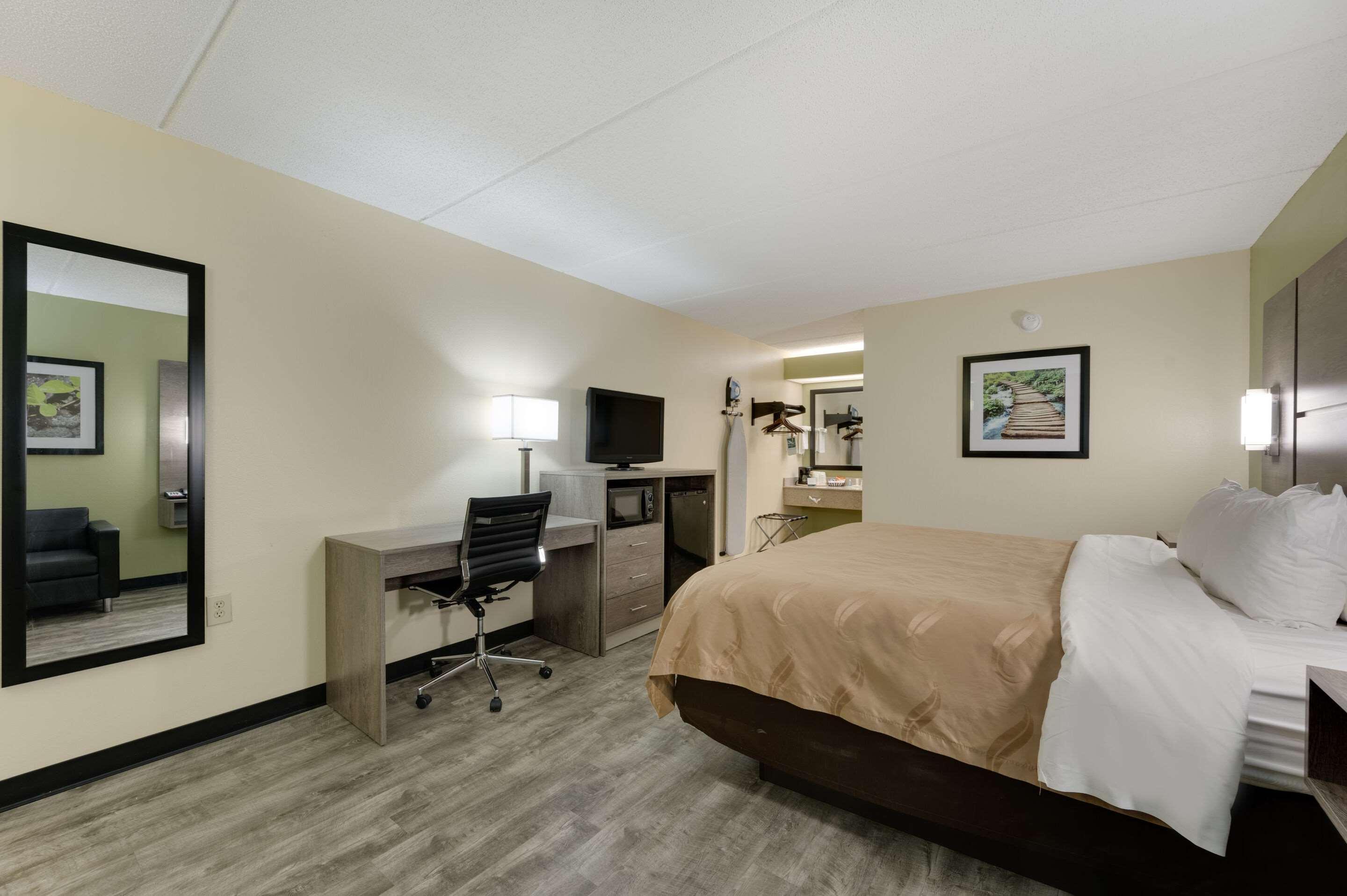 Quality Inn Airport - Southeast Irondale Luaran gambar
