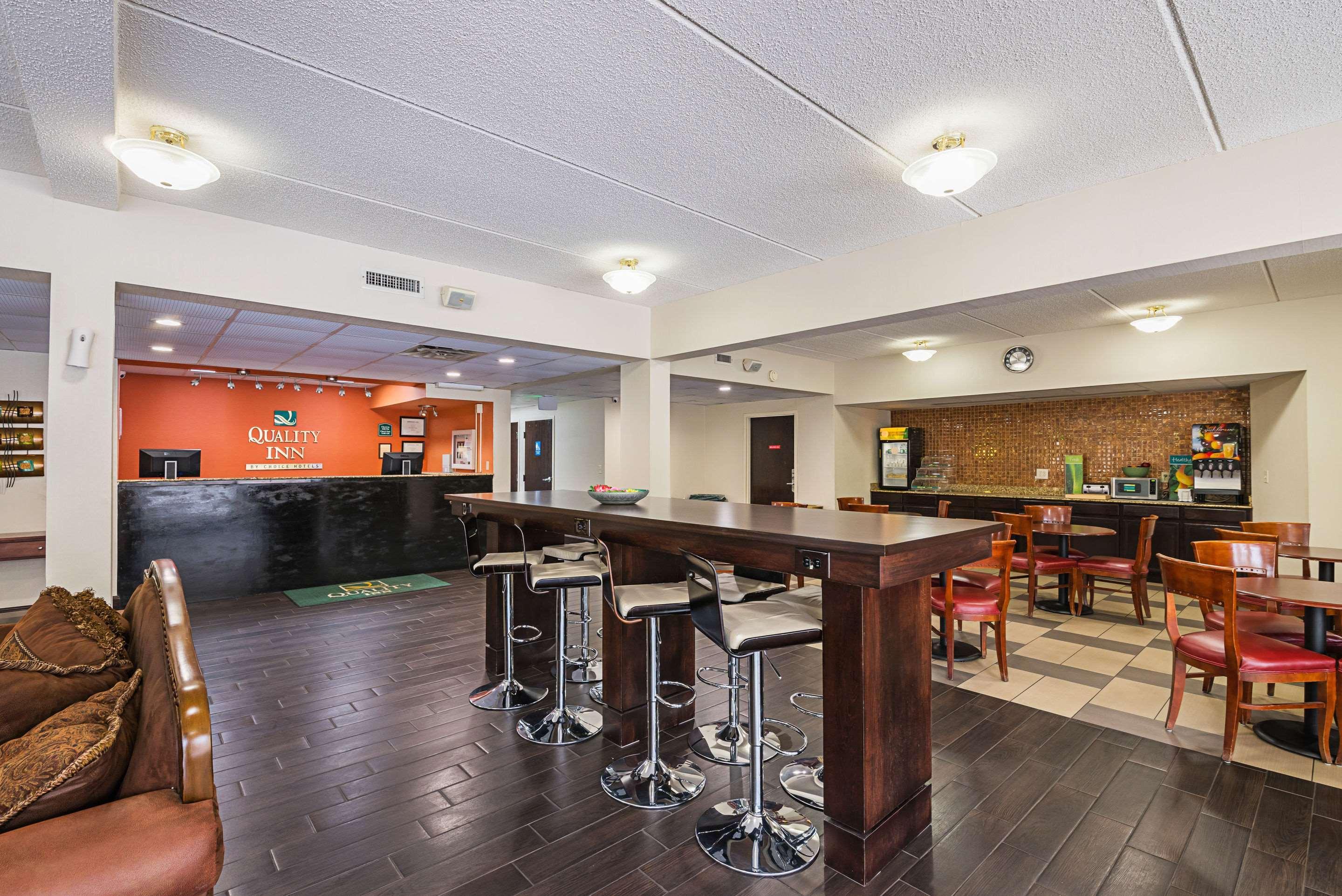 Quality Inn Airport - Southeast Irondale Luaran gambar