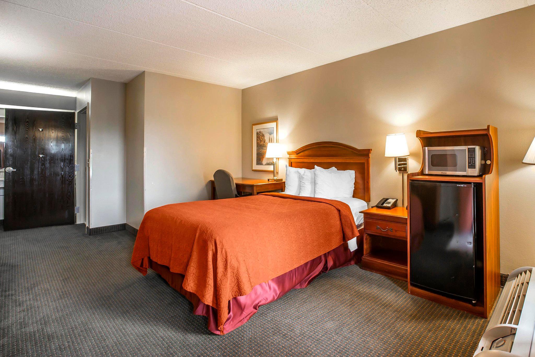 Quality Inn Airport - Southeast Irondale Luaran gambar
