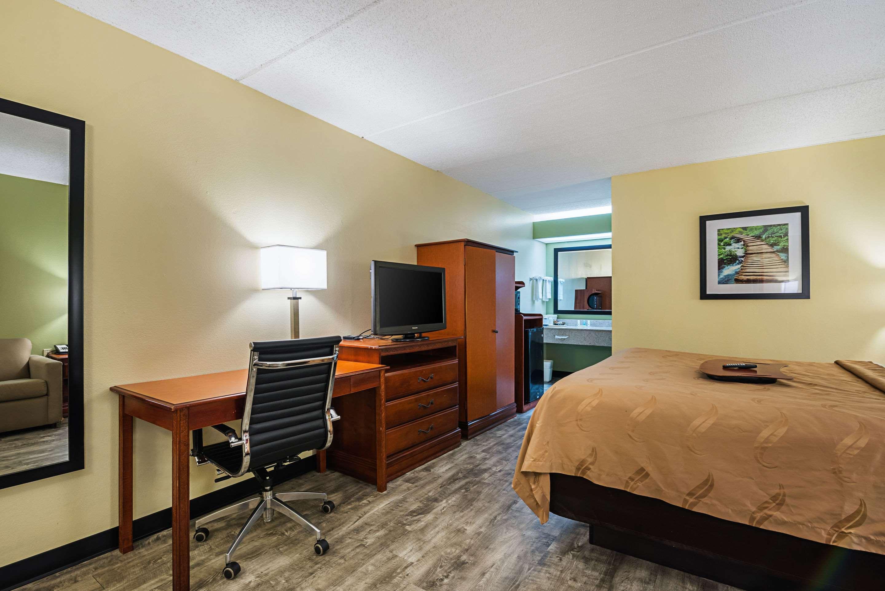 Quality Inn Airport - Southeast Irondale Luaran gambar