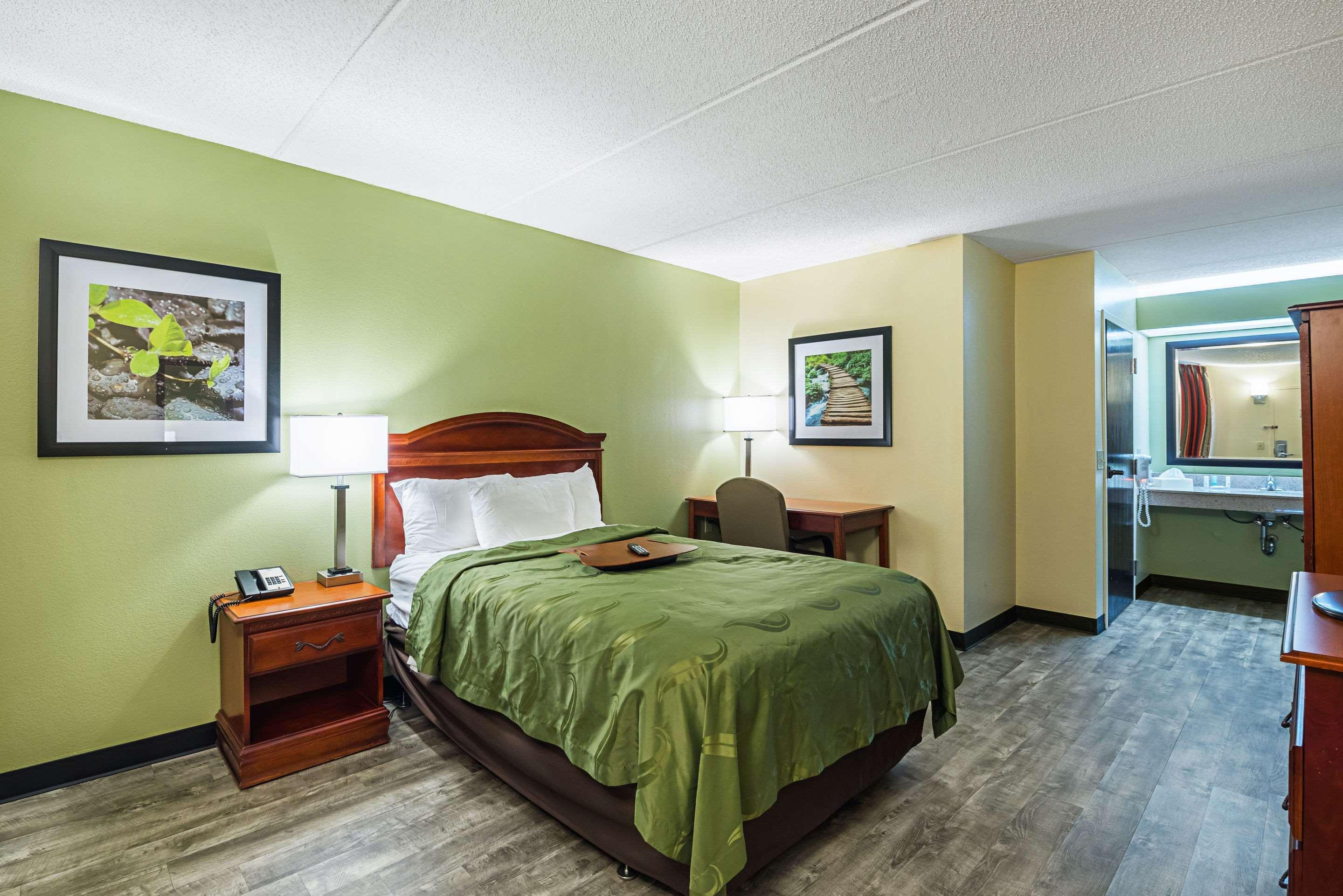 Quality Inn Airport - Southeast Irondale Luaran gambar