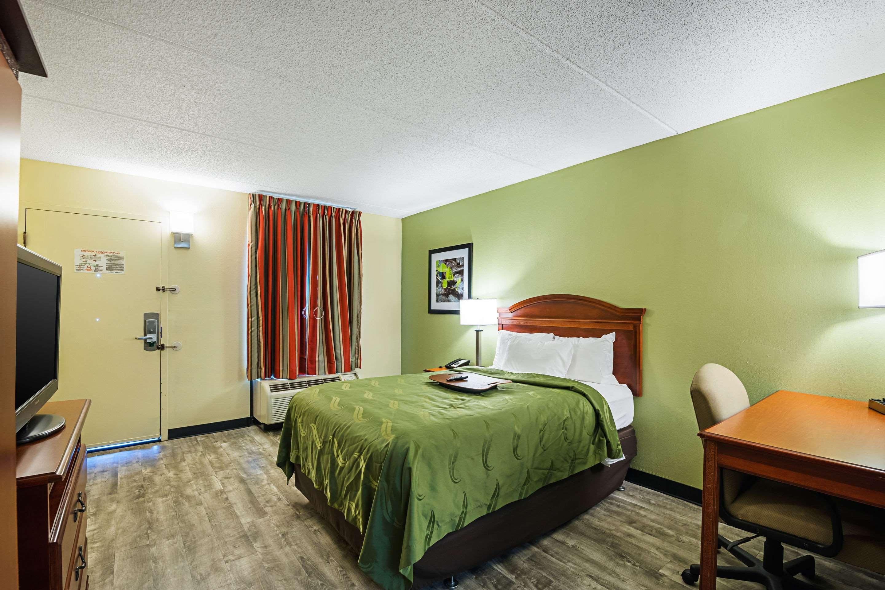 Quality Inn Airport - Southeast Irondale Luaran gambar